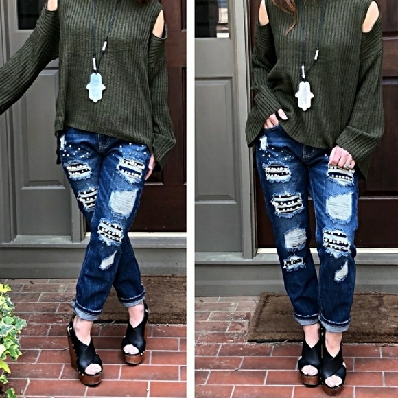 LAST 1! Pearl & rhinestone distressed jeans - sz.8 - Picture 2 of 7